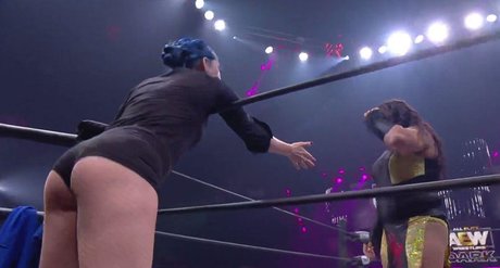 nackt-yoga-onlyfans beste Selfie