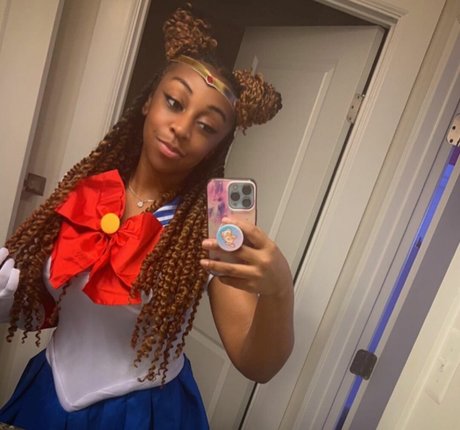 JazzyGunz OnlyFans-Bilder