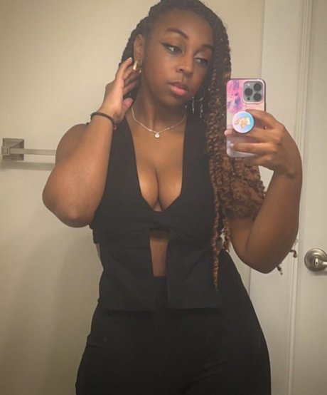 JazzyGunz Nacktbilder OnlyFans Leak