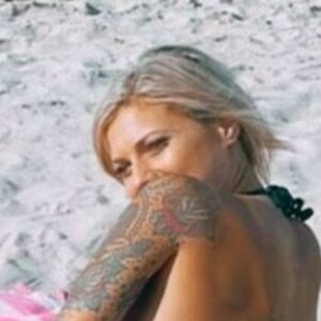 Samantha Em Po OnlyFans