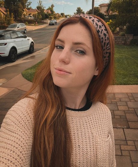 Sydney Sierota OnlyFans-Model