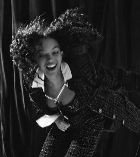 Whitney Peak Heiße OnlyFans Inhalte