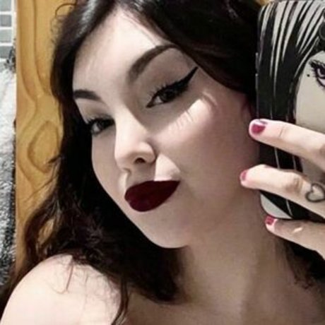 Draculonaa OnlyFans geleakte Pornografie