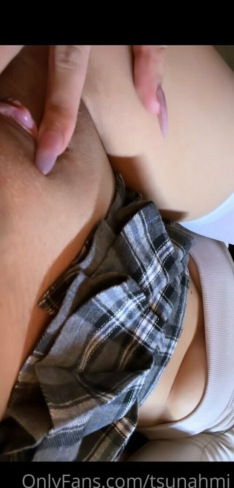 Tsunahmi OnlyFans Brüste Bild