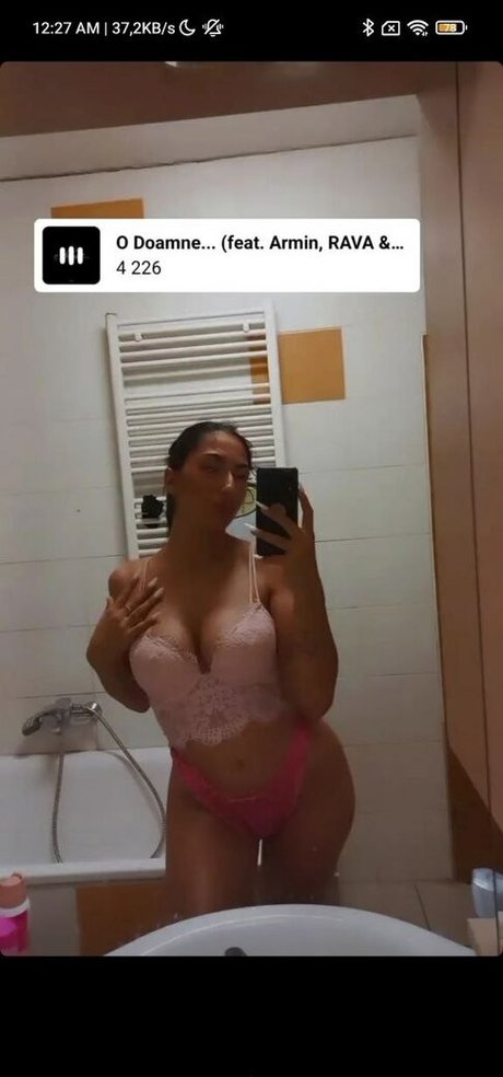 cristinutza18 OnlyFans-Leaks