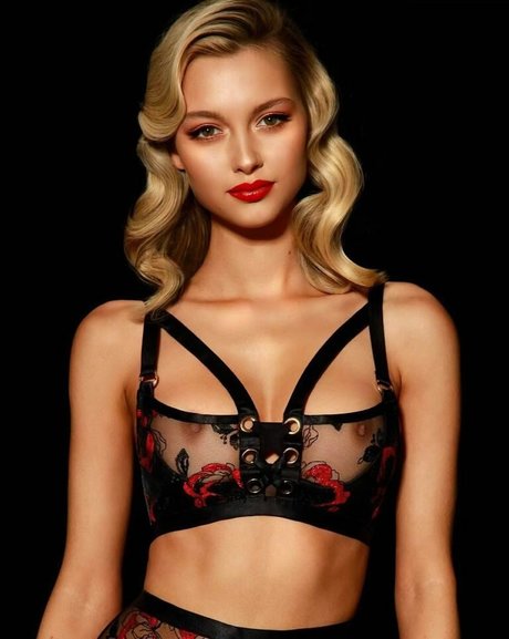 Chloe Avenaim OnlyFans-Model