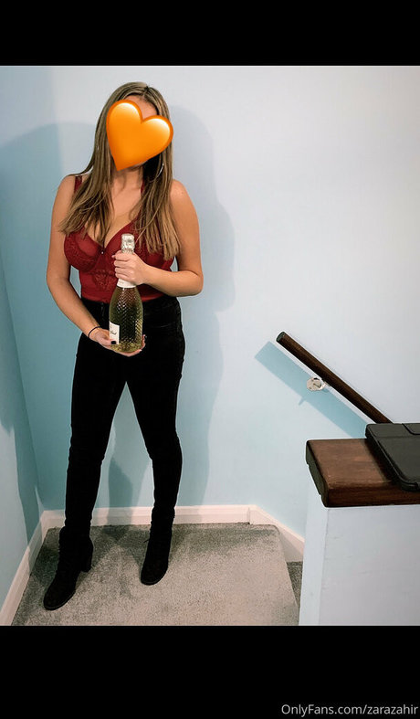 Zara Zahir OnlyFans Leaj