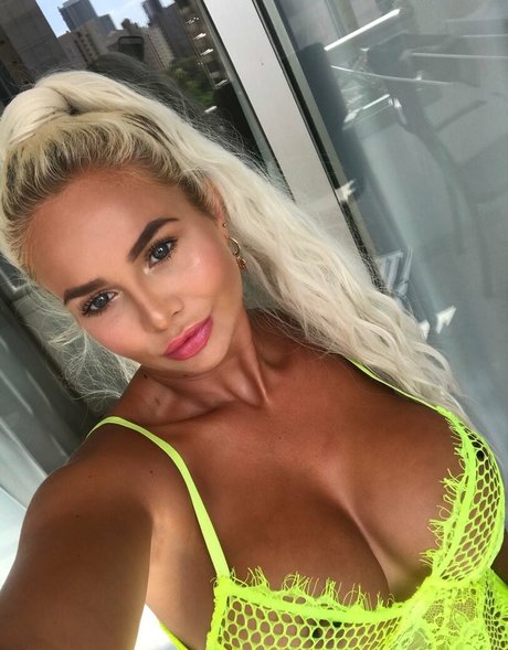 Pocket Rocket Meg Nacktbilder von OnlyFans geleakt