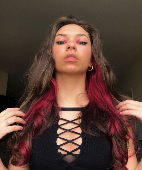 Jadeyeyess OnlyFans-Bilder