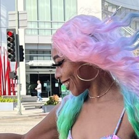 kieraplease OnlyFans-Fotos