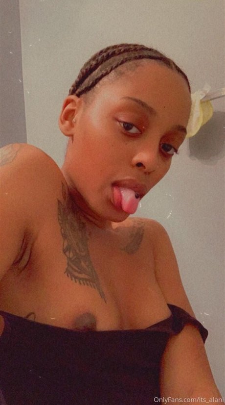 asiatisches piercing nur fans nackt Shot