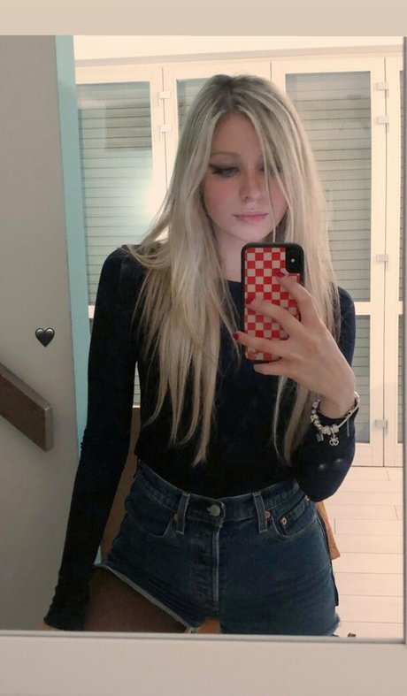 Maddie lena OnlyFans Nacktfotos