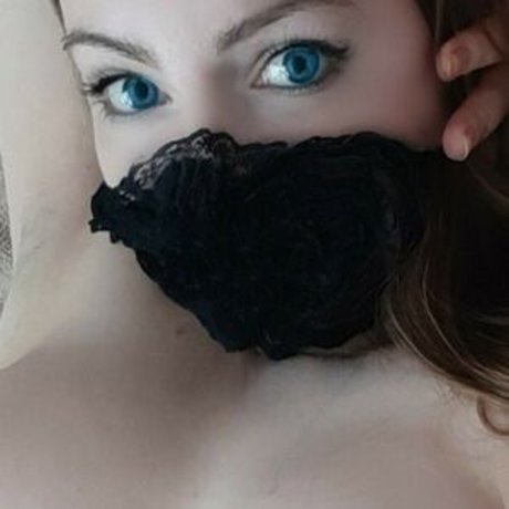 Angelina Doll OnlyFans-Pornos