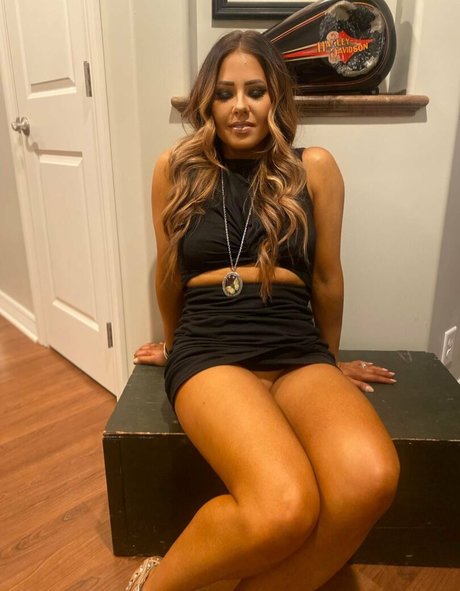 MarieFromTheBlock Strip OnlyFans