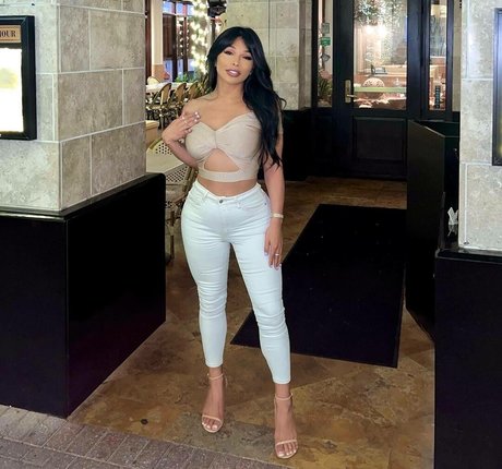 Jaslyn Lee OnlyFans X