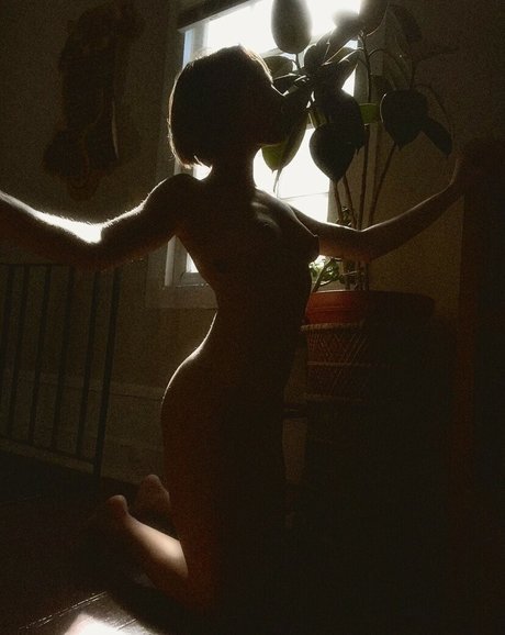 Wretched Wren XXX OnlyFans