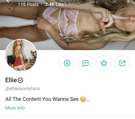 Pebbles Warmsley OnlyFans Model Fotos