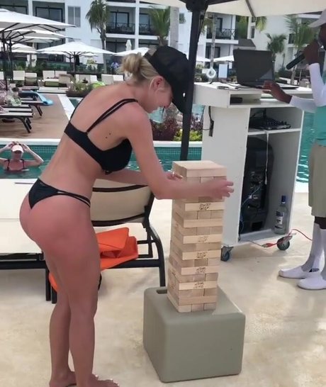 analfetisch onlyfans Kunstakt Foto