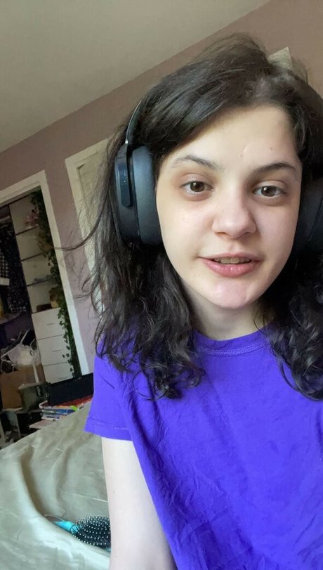 ceilingant OnlyFans Lesbisch