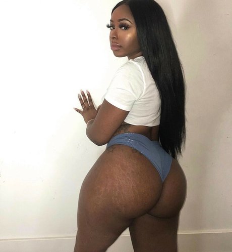 Alana Walters Leaks von OnlyFans