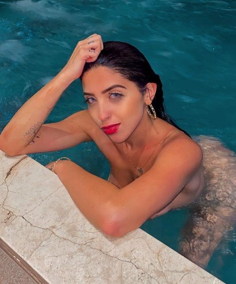 Satti OnlyFans Bilder