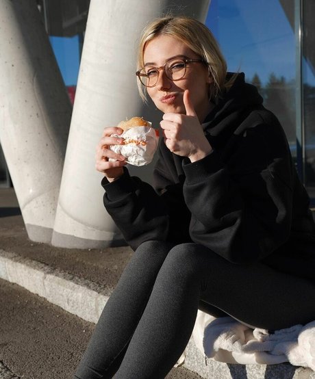 veylaneey OnlyFans Nacktbilder geleakt