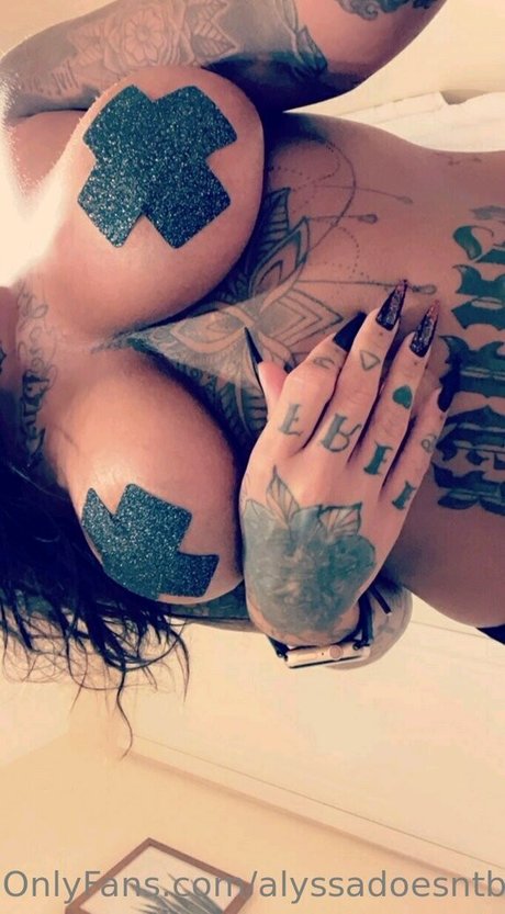 Alyssadoesntboost Nacktbilder von OnlyFans