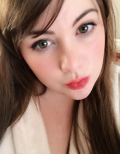 Divinebrat Leaks OnlyFans