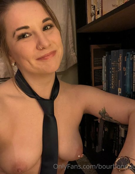 Bourbonformyalpacas OnlyFans Nackt Leak