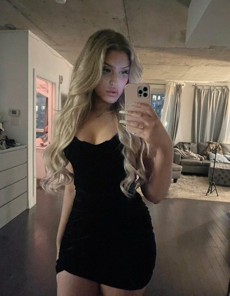 Adea Danielle OnlyFans Pornografie