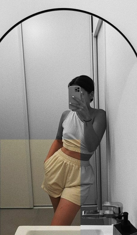 Apollinegrmz XXX OnlyFans