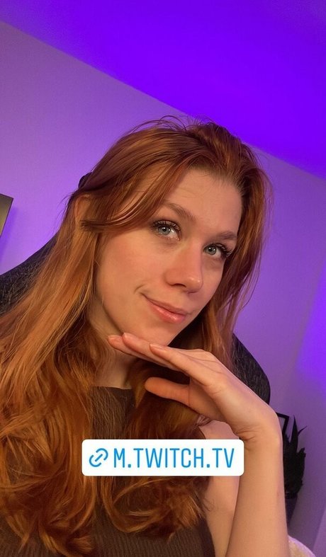 Seen Ellbats OnlyFans kostenlos