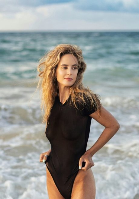 Tova Golan Nacktbilder OnlyFans geleakt