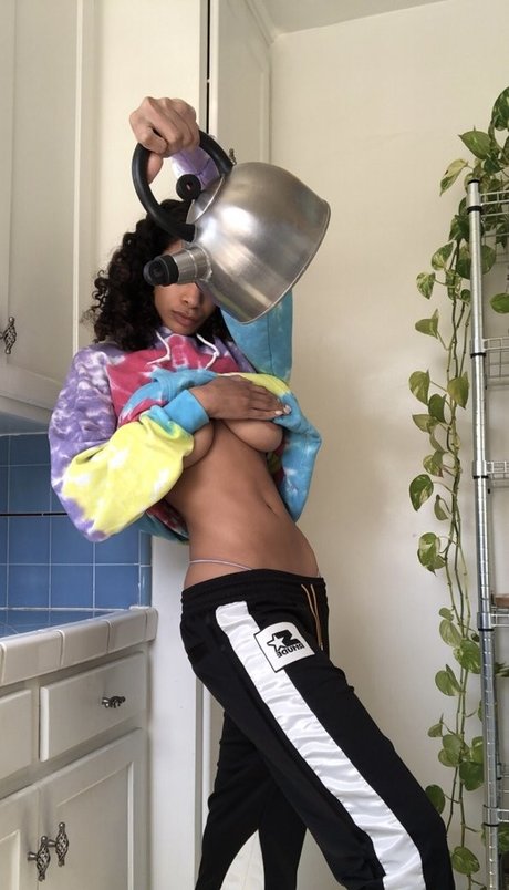 Naki Kaching Nacktbilder geleakt OnlyFans geleakt