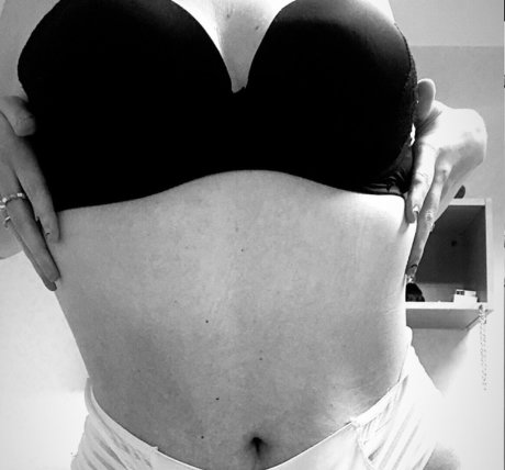 ana uhiram OnlyFans Leaks Nacktbilder