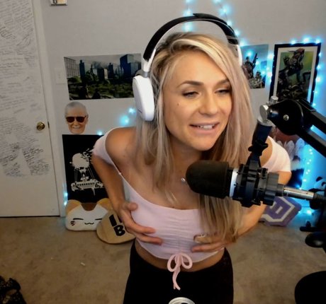 Legendarylea OnlyFans Star