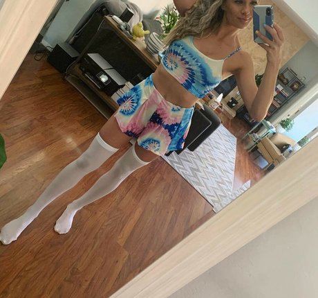 Legendarylea OnlyFans öffentliche Fotos OnlyFans