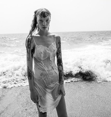 Fly Twins NurlyFans-Pornos