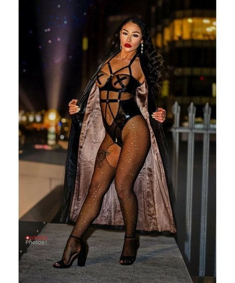 Reign Chaos OnlyFans-Fotos