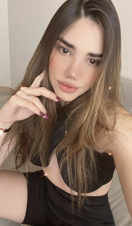 Vickyizquierdo OnlyFans