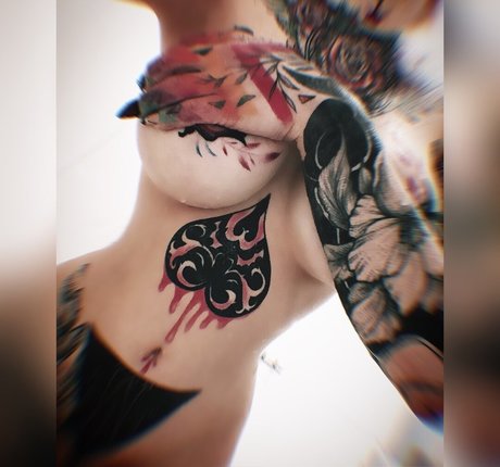 Martiz Matterz NurlyFans-Brüste