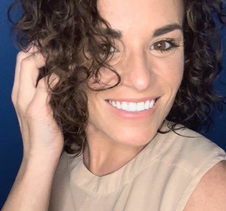 Julie Stackhouse OnlyFans Nackt Content