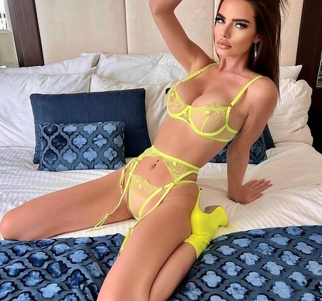 Flywithjennifer OnlyFans-Komplettinhalte