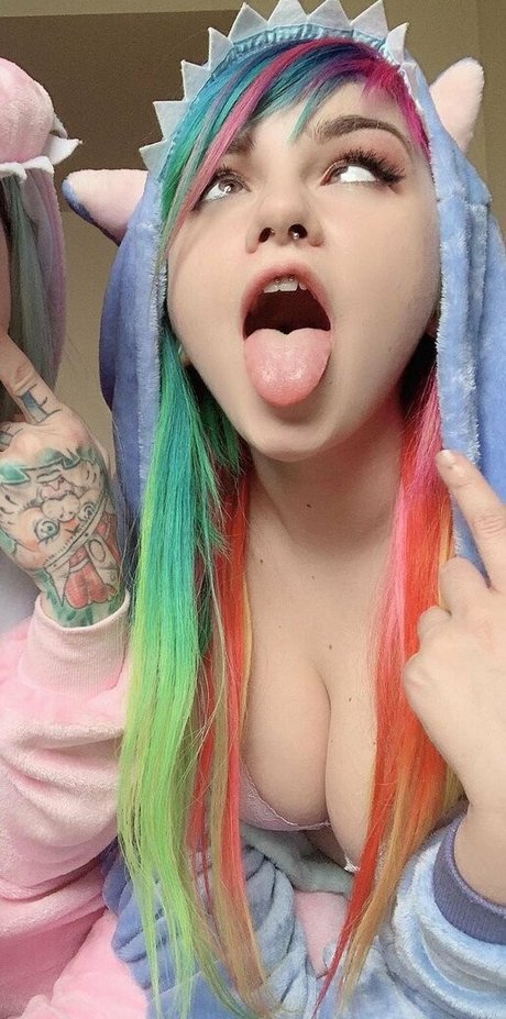 Mimo Suicide Nackt auf OnlyFans Leaks