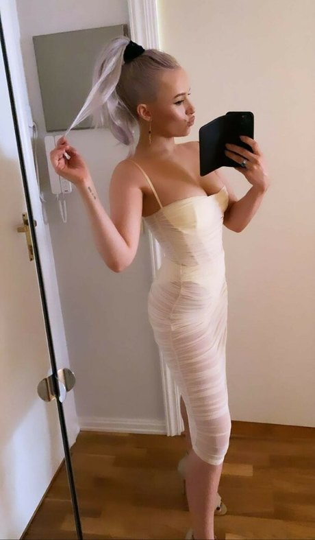 Sonyatheevil OnlyFans Bilder