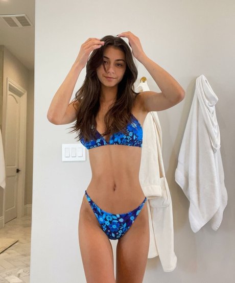 Mia Hayward Nacktbilder von OnlyFans