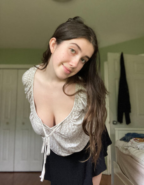 Molly Barkasy OnlyFans Nackt Content