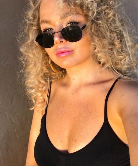 Emmahaggstrom OnlyFans schlank