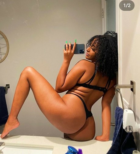 saturnswrld Leaks von OnlyFans