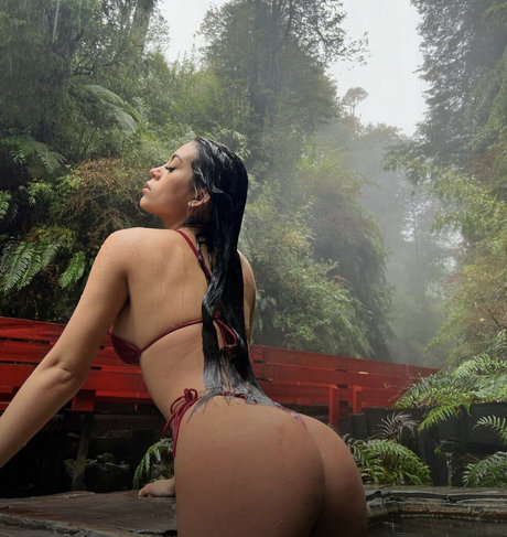 asiatische nackte onlyfans schön Beitrag